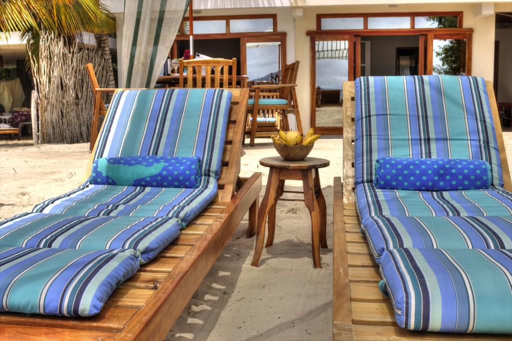 The Isabela Beach House Puerto Villamil Exterior foto